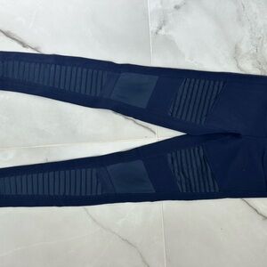 ALO Yoga Black Leggings